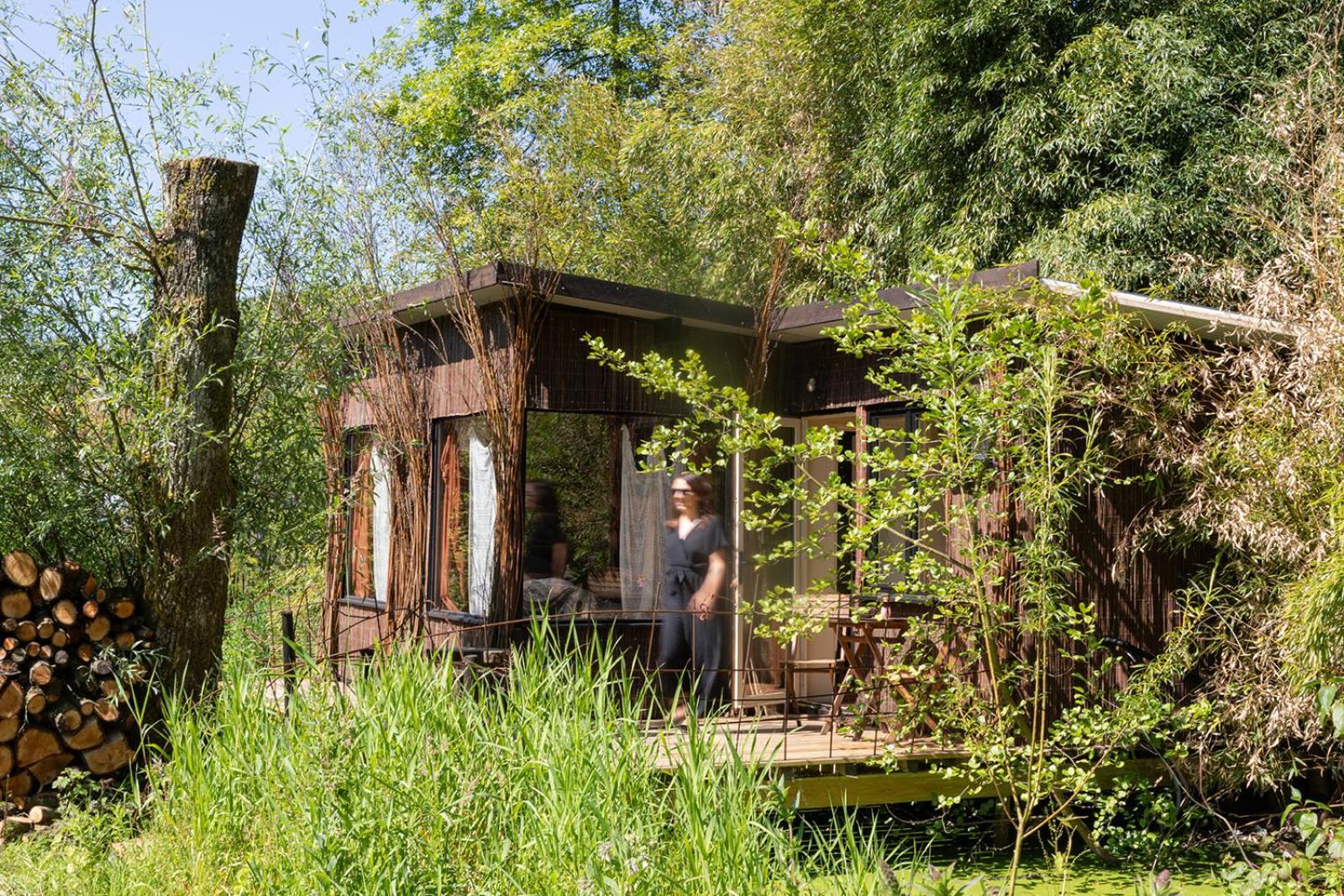 Les Cabanes Des Marais La Madelaine-sous-Montreuil Eksteriør bilde
