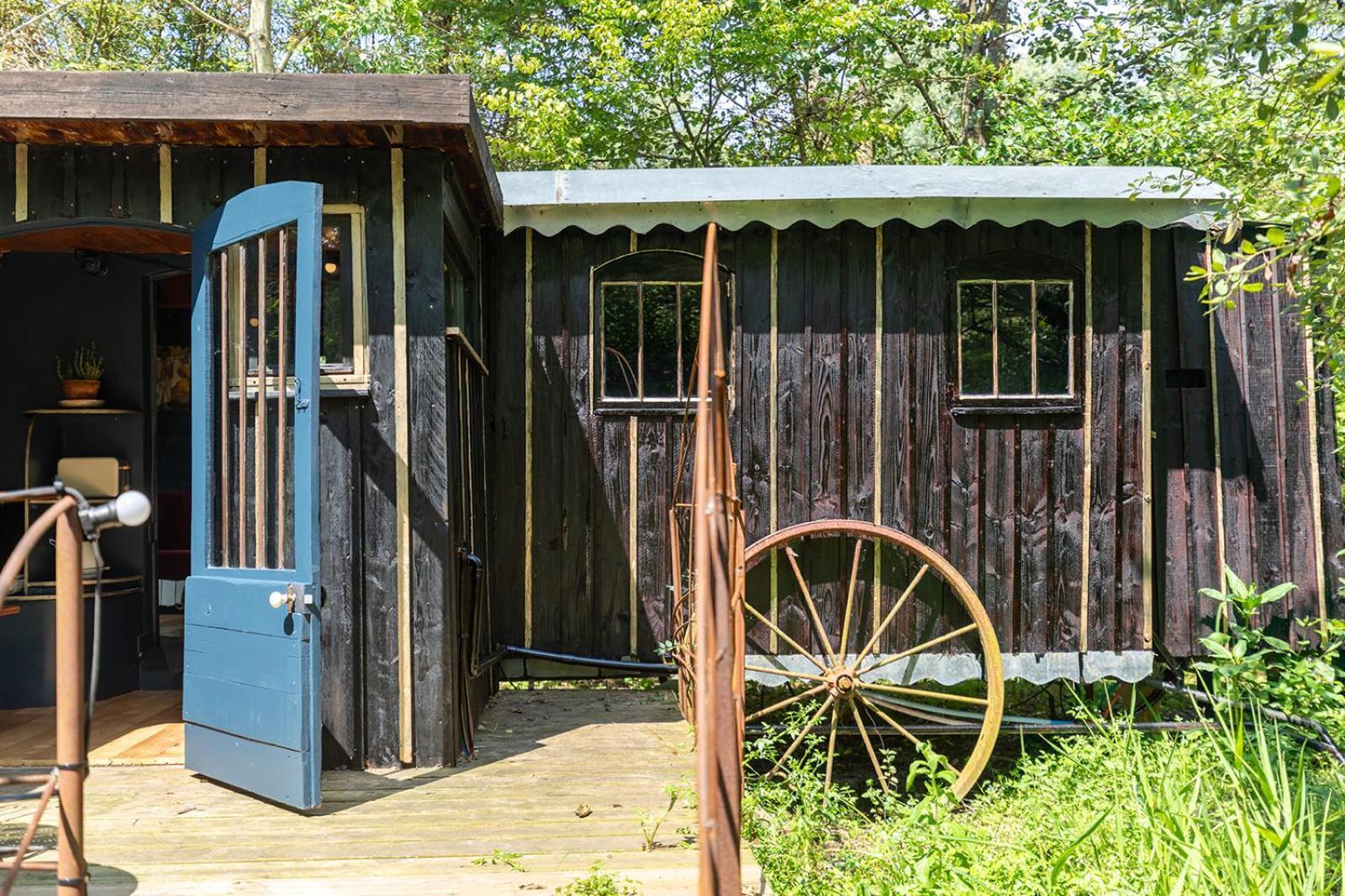 Les Cabanes Des Marais La Madelaine-sous-Montreuil Eksteriør bilde